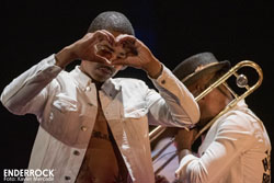 Concert d'Hypnotic Brass Ensemble al Teatre Coliseum de Barcelona 